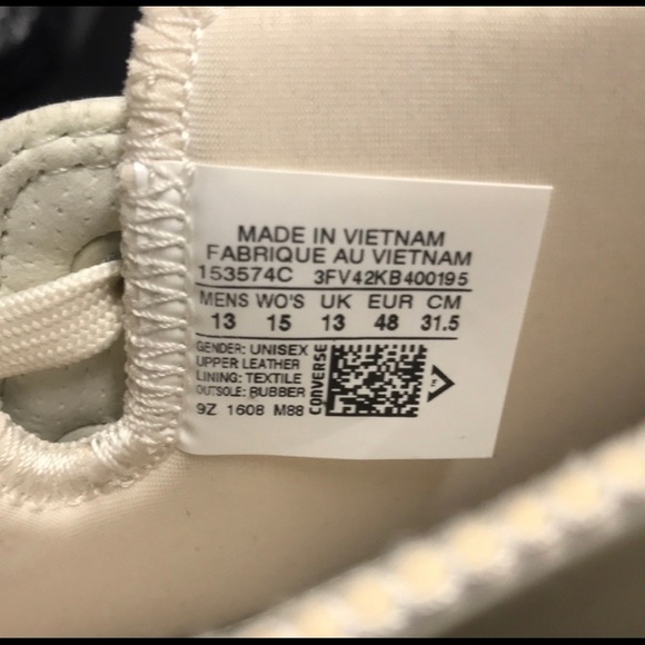 ConverseCHUCK TAYLOR II WHT LTH CLIMATE CNTRL… - Picture 3 of 9